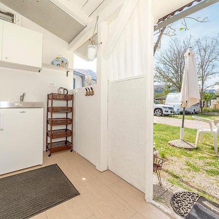 Camp Mali Bungalow Baska  Bagian luar foto